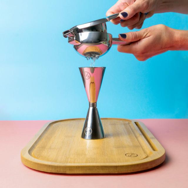 Citrus juicer