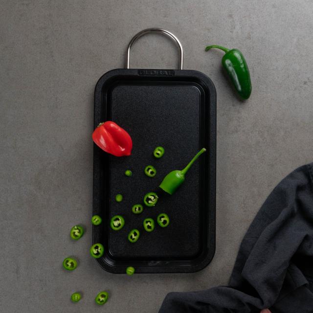 Plastskärbräda 26,5 x 16 cm svart