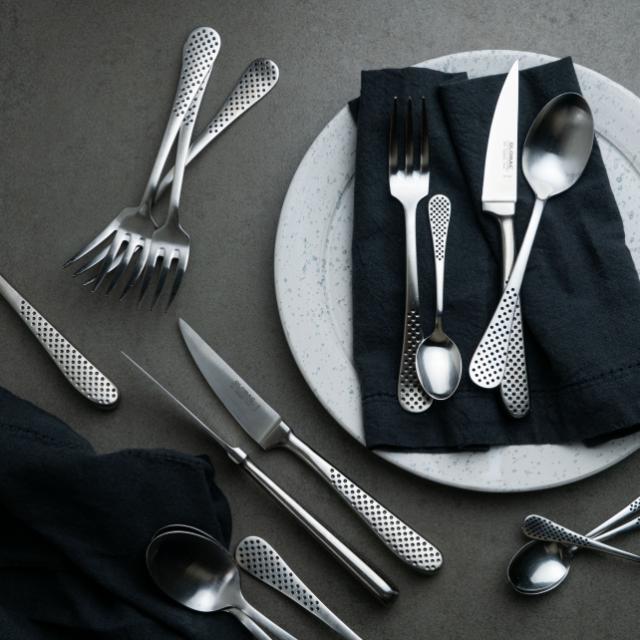 Bestickset i 16 delar