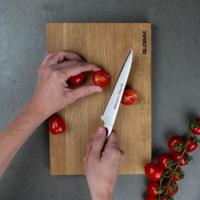 Allkniv 15 cm tandad vänsterslipad