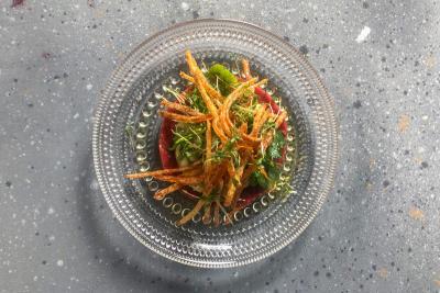 Råbiff med tartarsås & shoestring fries